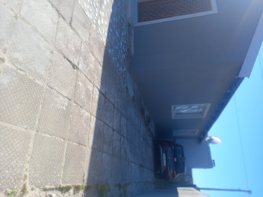 3 Bedroom Property for Sale in Mandela Park Western Cape